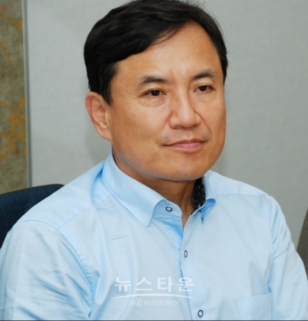 김진태 의원(자,춘천)은 11월 1일 "가맹법"일부 개정안을 대표 발의 했다