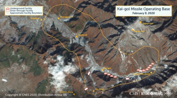 지난 2월 촬영한 북한 황해북도 곡산군에 있는 갈골기지의 위성사진이 24일 워싱턴의 전략국제문제연구소(CSIS)가 공개한 보고서에 실렸다.