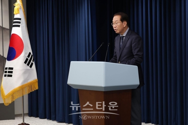 22일 기자회견 중인 권영세 장관 (출처:통일부)