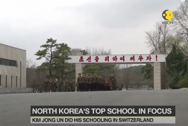 모든 학생들을 머리끝부터 발끝까지 김정은의 사상으로 무장시켜 / 사진 : 뉴스사이트 WION 비디오 캡처