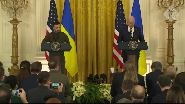 블로디미르 젤렌스키 우크라이나 대통령(왼쪽)과 조 바이든 미국 대통령의 백악관 기자회견 /사진=영국 텔레그래프 뉴스 비디오 갈무리