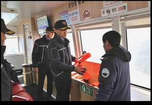 동해해경청장, 겨울철 <b>독도</b>·울릉해역 해양안전 및 <b>주권</b>수호 치안현장 ...