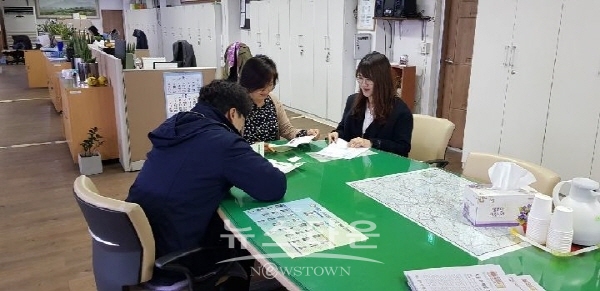 진주시 명석면에서 법률홈닥터를 운영하고 있다.