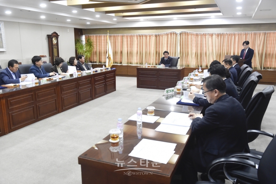 원주시 의정비심의위원회 위원 위촉장 수여식