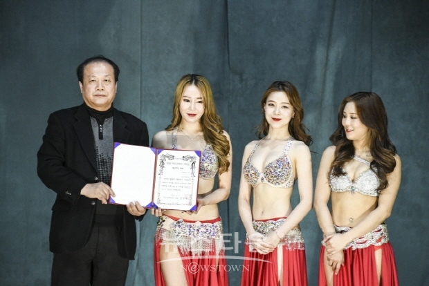 2018 아트코리아 어워드 JSJ 밸리댄스팀 시상식 & 공연(김한정 기자)