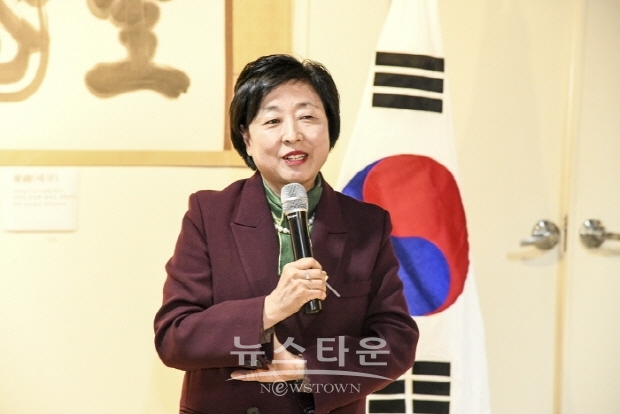 禮堂 지영호 서예전 ‘愛國’(김한정 기자)