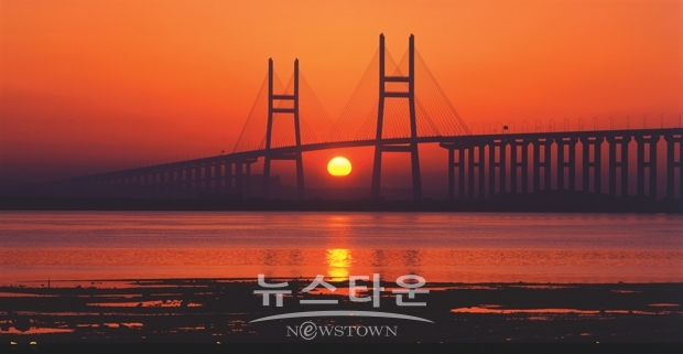 한진포구 일출