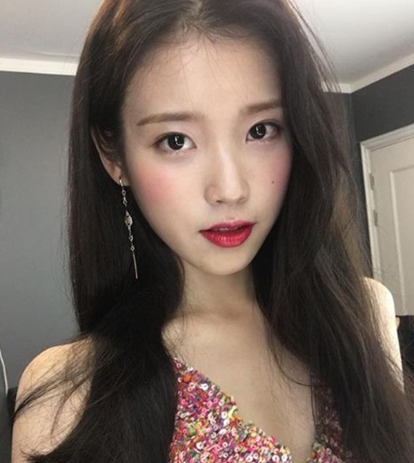아이유 투기 의혹 (사진: 아이유 SNS)