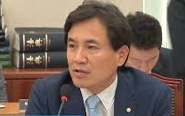 자유한국당 당대표에 출마한 김진태 국회의원