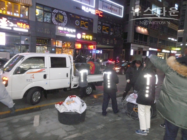 동탄역 일대 광고물 단속 모습