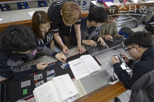 경기도기술학교 컴퓨터시스템학과 실습