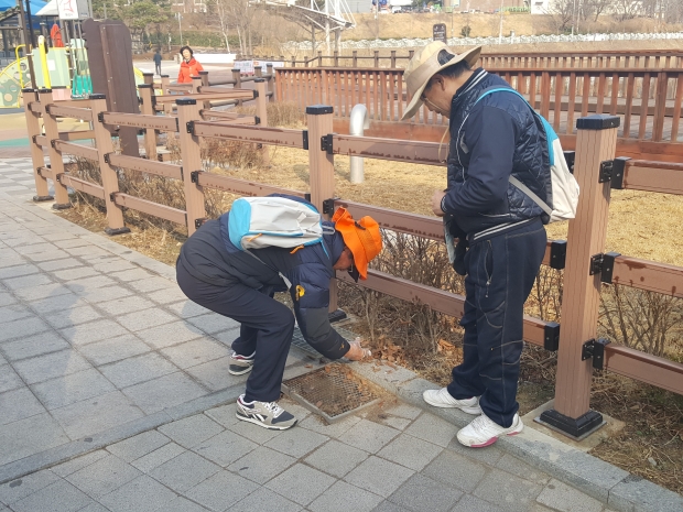 3월7일 푸르미 방역단 유충방제