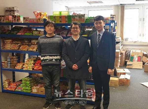 (좌)뽀빠이무역 문영기 부장 (중)이형민 대표 (우)독일서비스 이민승 대표