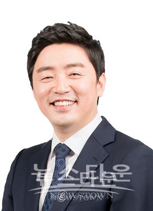 강훈식 국회의원(더불어민주당, 충남 아산을)
