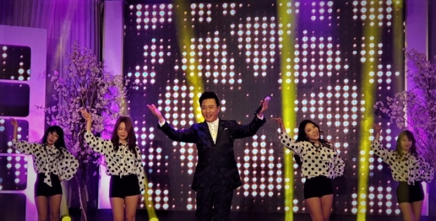 ▲'PAMA 2019 팝켓 아시아 뮤직 어워드' 시상식에서 '아시아 아티스트상 수상' 석훈 무대