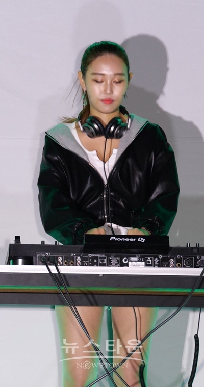 '오늘은 MC가 아닌 DJ유나', ‘LUBEL(루벨, 멤버 유나)’
