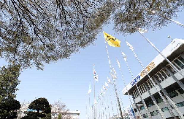 경기도청사에 걸린 세월호기