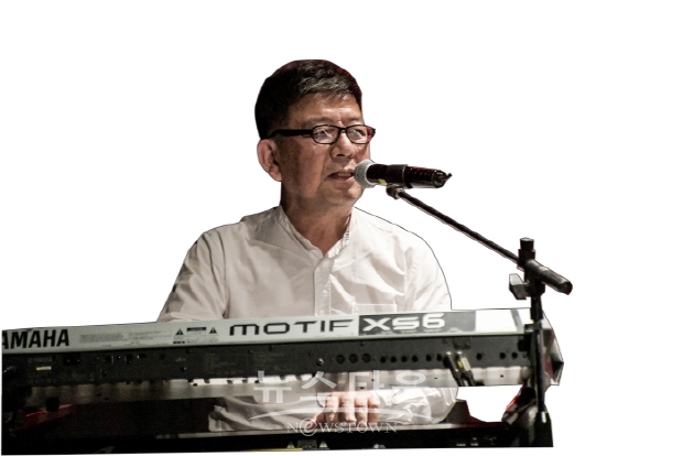 전설의 그룹 사운드 '유영춘과 영사운드' 공연(김한정 기자)