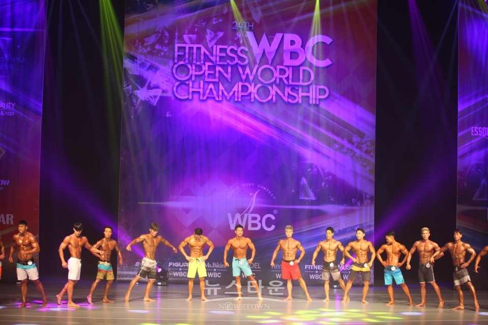황금연휴 첫날 지난4일 과천시민회관 대극장에서 제24회 WBC피트니스 오픈 챔피언쉽 대회가 성황리에 열렸다.
