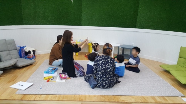 여성비전센터_엄마랑 아이랑 보드게임 동아리
