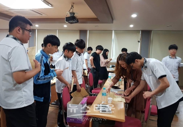 찾아가는 만 17세 첫 주민등록증 발급서비스