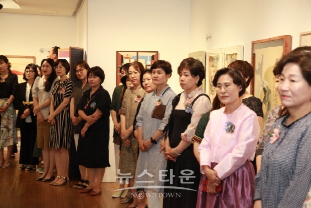 제6회 백당궁중-민화 회원전(김한정 기자)