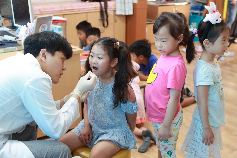 인제군보건소, '어린이 충치예방사업'