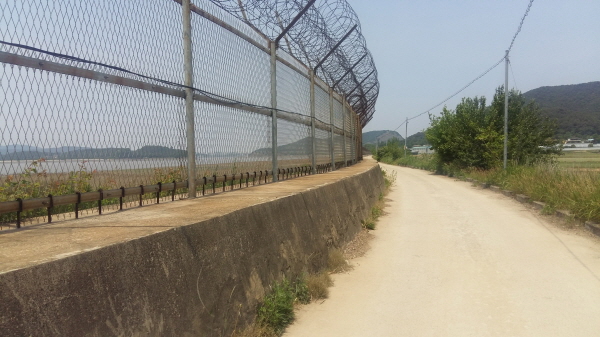 김포 대곶면 고양리 철책길