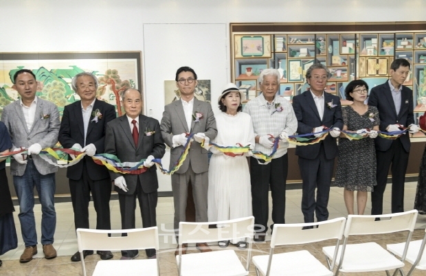 제6회 김재춘 민화연구소 회원전(김한정 기자)