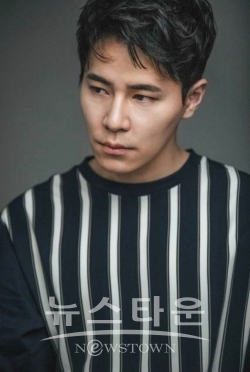 [사진. 뮤지컬 '헤드윅' 프로필 사진_이규형 | 제공. 에이스팩토리]