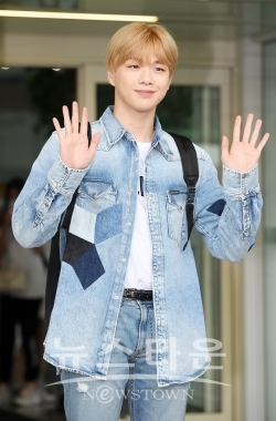 캘빈클라인_강다니엘