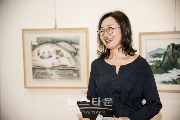 2019 아카데미미술협회 ‘가을편지 임원 및 작가’전(김한정 기자)