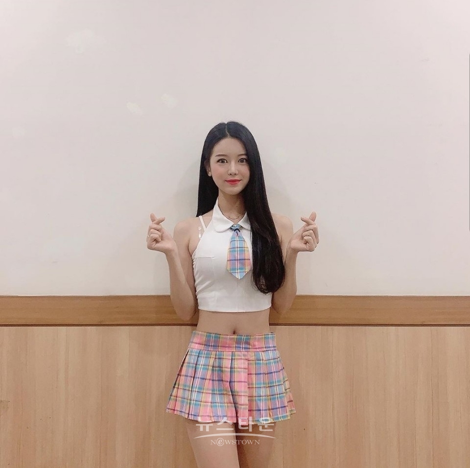 사진제공-신세희sns,DOCC(팜팜) / 신세희치어리더