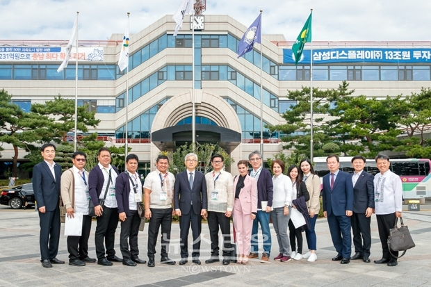 필리핀 포락시 시장 및 시의회장 대표단