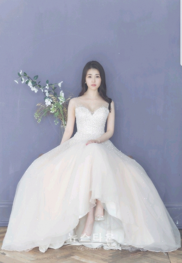 배우 유사라 웨딩화보 (사진=귀공월드ENM)