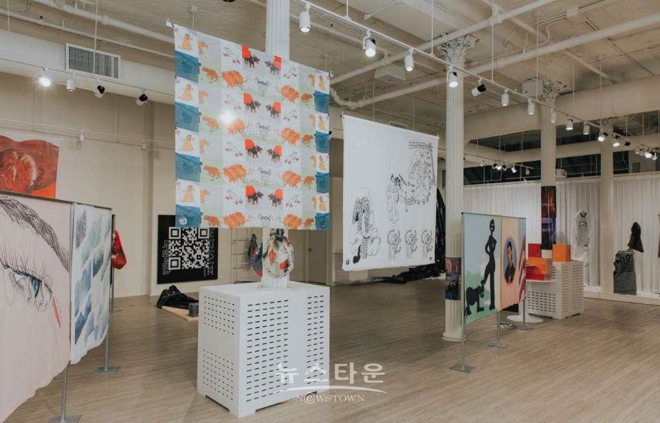 더 셀렉츠X카바 콜라보 전시 현장 사진 / 고득용기자 ⓒ뉴스타운