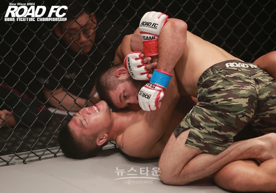 권아솔 꺾은 ‘하빕 사촌 형’ 샤밀 “내 동생 하빕 때문에 제대로 혼내주고 싶었다” / 고득용기자 ⓒ뉴스타운