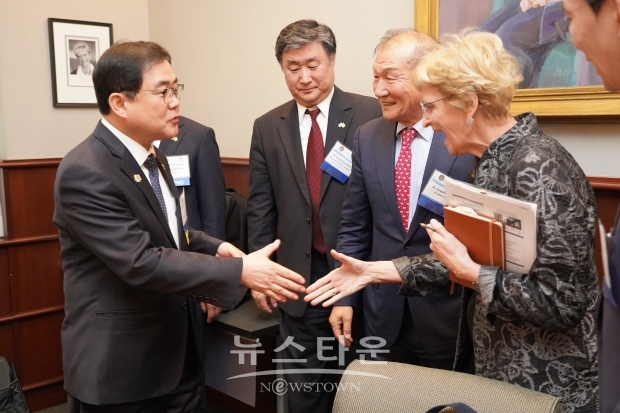 창원시는 미국 존스 홉킨스 의대와 스마트 헬스케어 연구 생태계조성 협력에 나서기로 했다(사진-창원시)