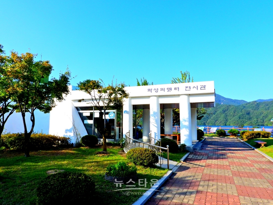 망향의 동산 전시관 : 자료사진