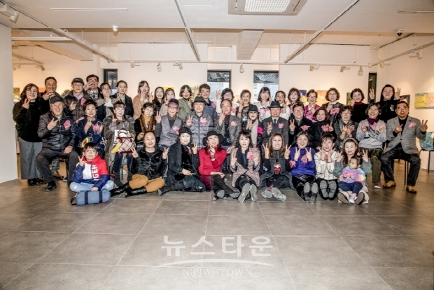 2020년 제6회 인사동 감성미술제 ‘춘하추동’전(김한정 기자)