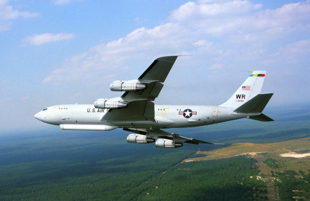 미 공군 정찰기 E-8C '조인트 스타즈'.