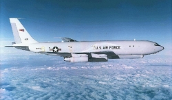 미군 정찰기 E-8C 조인트스타즈(J-STARS).