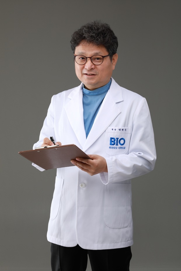 (사진: 비아이오성형외과 신용호 원장)