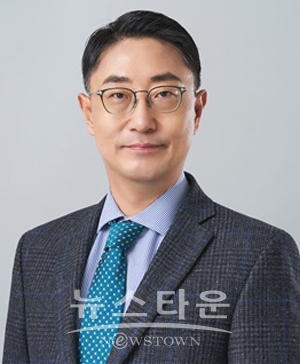 한양사이버대학교 인사조직·전략벤처학과 염지환 교수