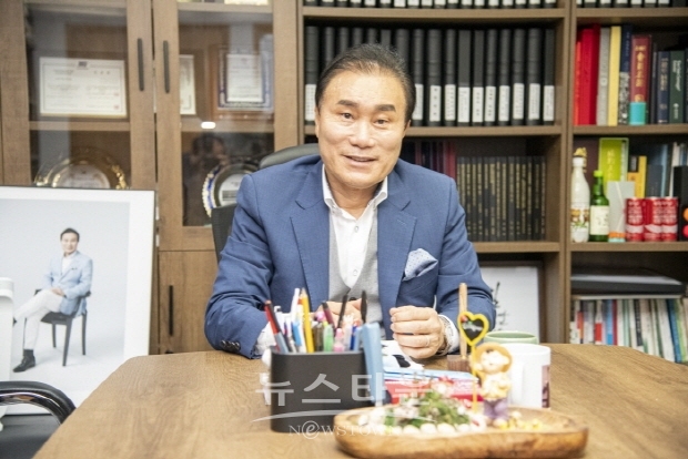 인맥의 왕, 박희영 이사장 인터뷰(김한정 기자)