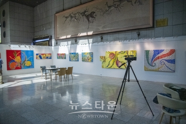 제42회 안복순 화백의 ‘생성과 소멸’전
