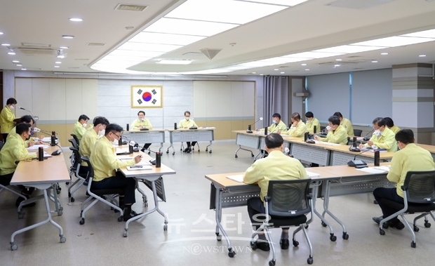 제19차 비상경제대책 및 제10차 생활방역 대책회의