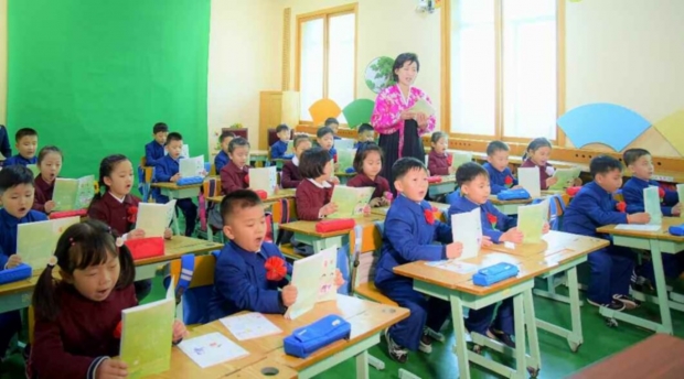북한 소학교.