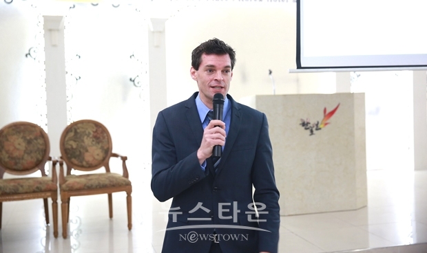 학생 눈높이에 맞춘 외국어교육