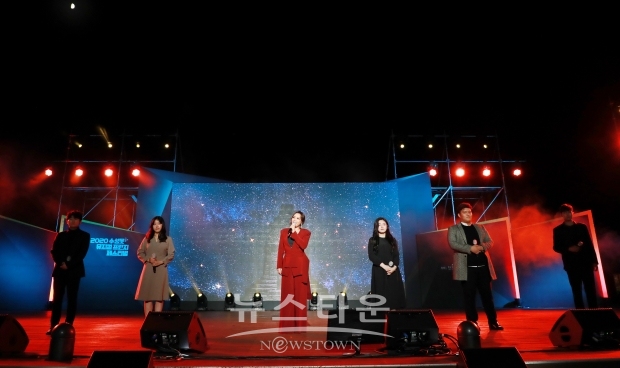 2020 수성못 뮤지컬 프린지 페스티벌 모습-뮤지컬배우 _신영숙_과 DIMF 뮤지컬스타 합동무대